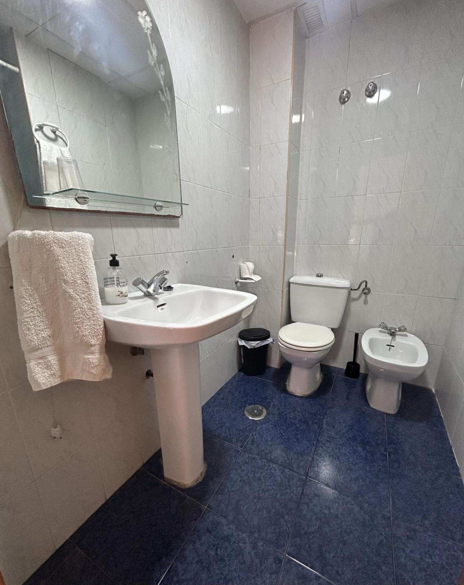 El Ancla Hotel Alcala del Rio Eksteriør billede