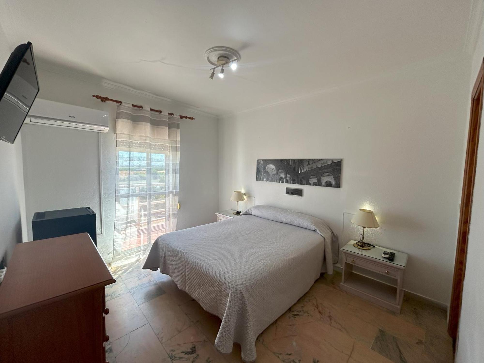 El Ancla Hotel Alcala del Rio Eksteriør billede