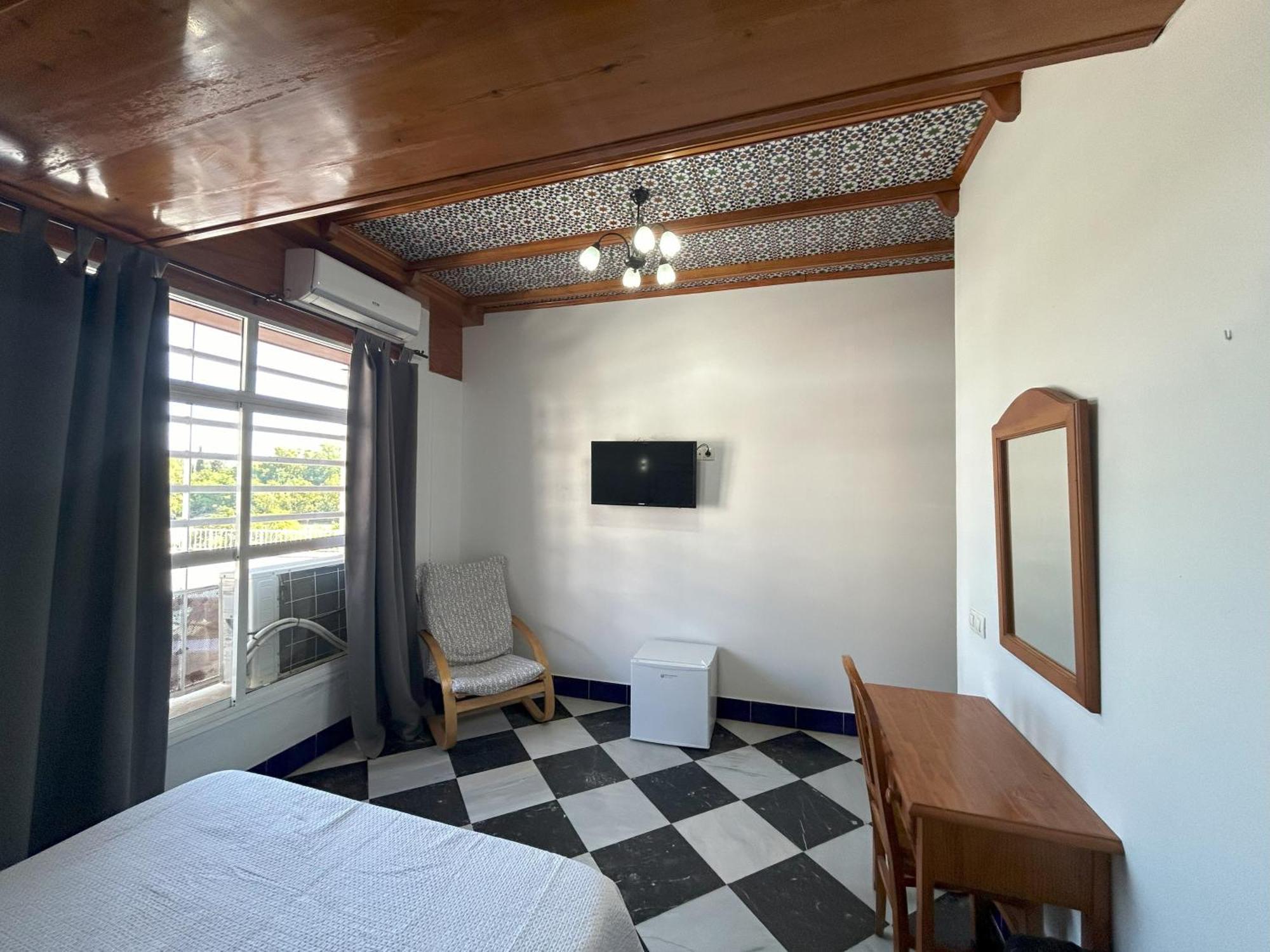 El Ancla Hotel Alcala del Rio Eksteriør billede