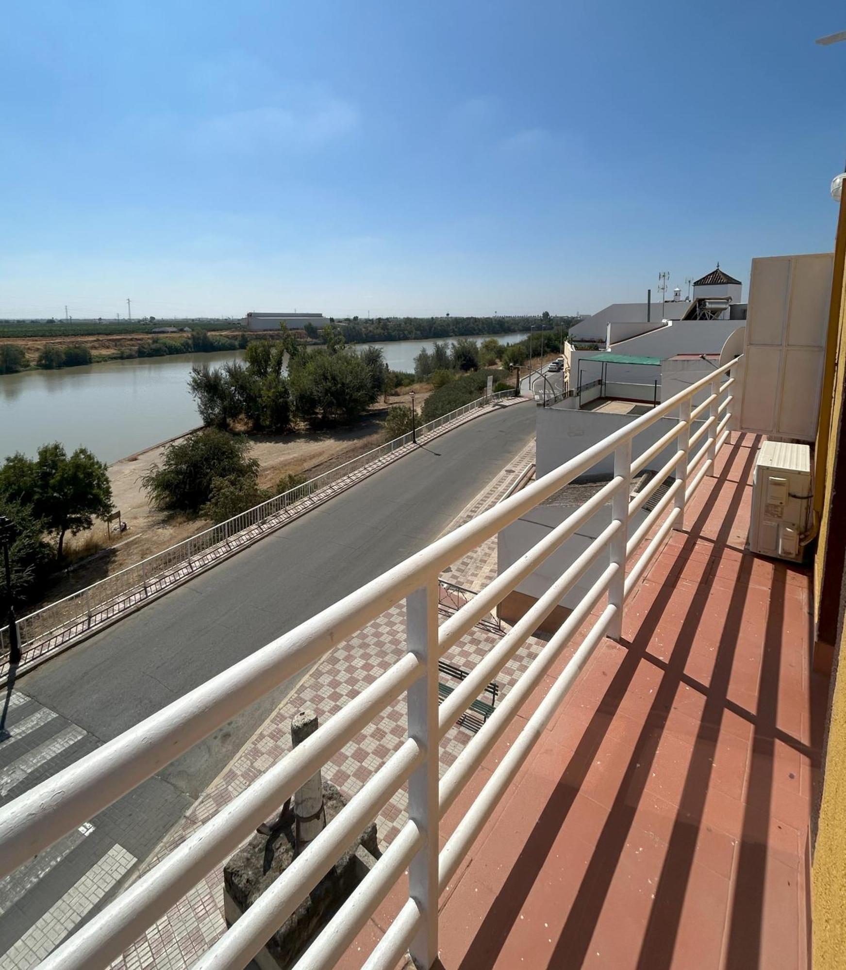 El Ancla Hotel Alcala del Rio Eksteriør billede
